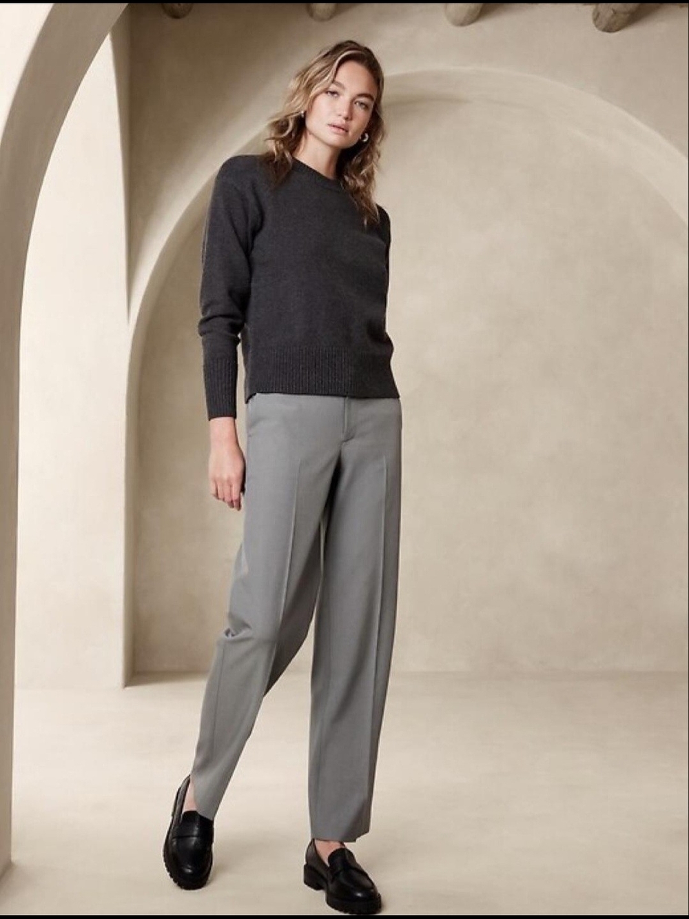 Banana Republic Straight Led Sculpted  Pants in Light Gray Size 12